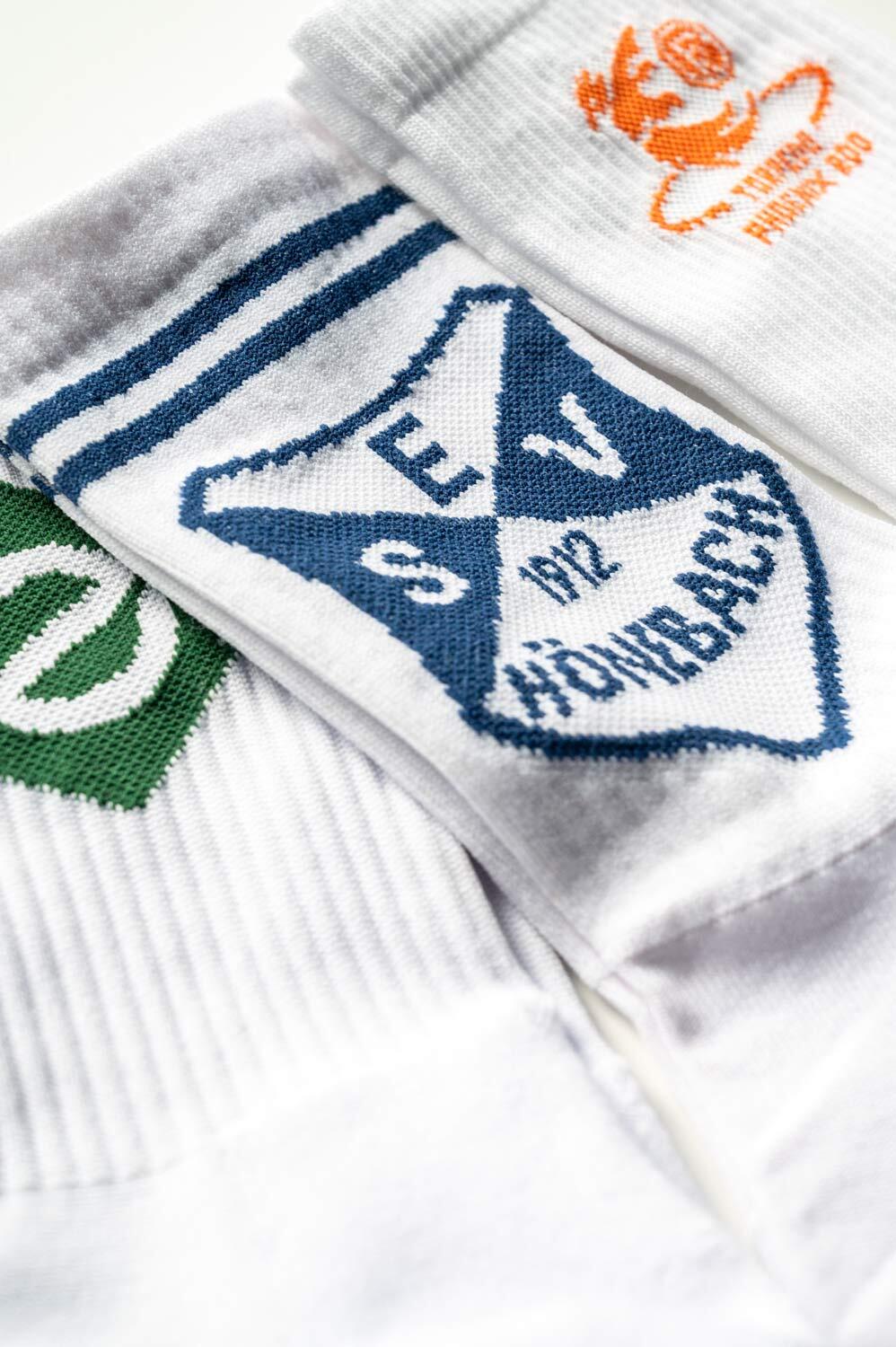 Nahaufnahme: Verschiedene Logos in der Webtextur